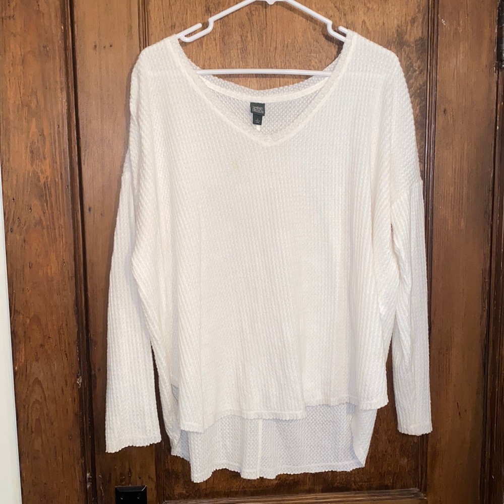 oversized white long sleeve vneck